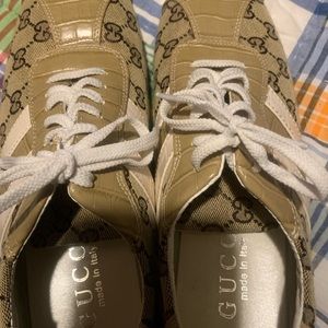 Gucci Sneakers